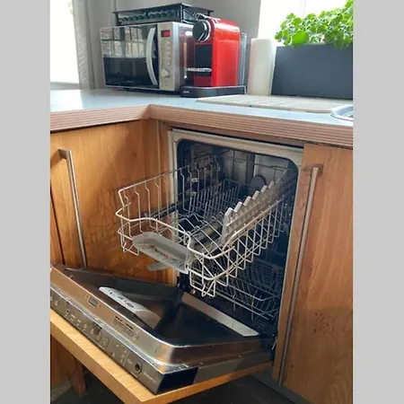 Apartment Touch Of Luxury Near Old City - Parking Available Bristol