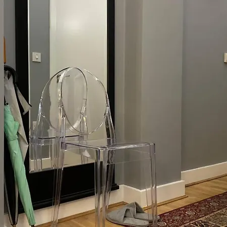 Touch Of Luxury Near Old City - Parking Available *